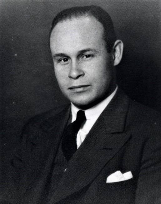 Portrait_of_Charles_Drew